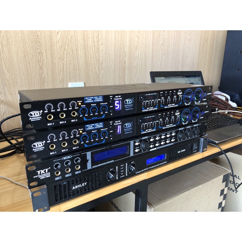 Vang Q800 Plus Bản Nâng Cấp