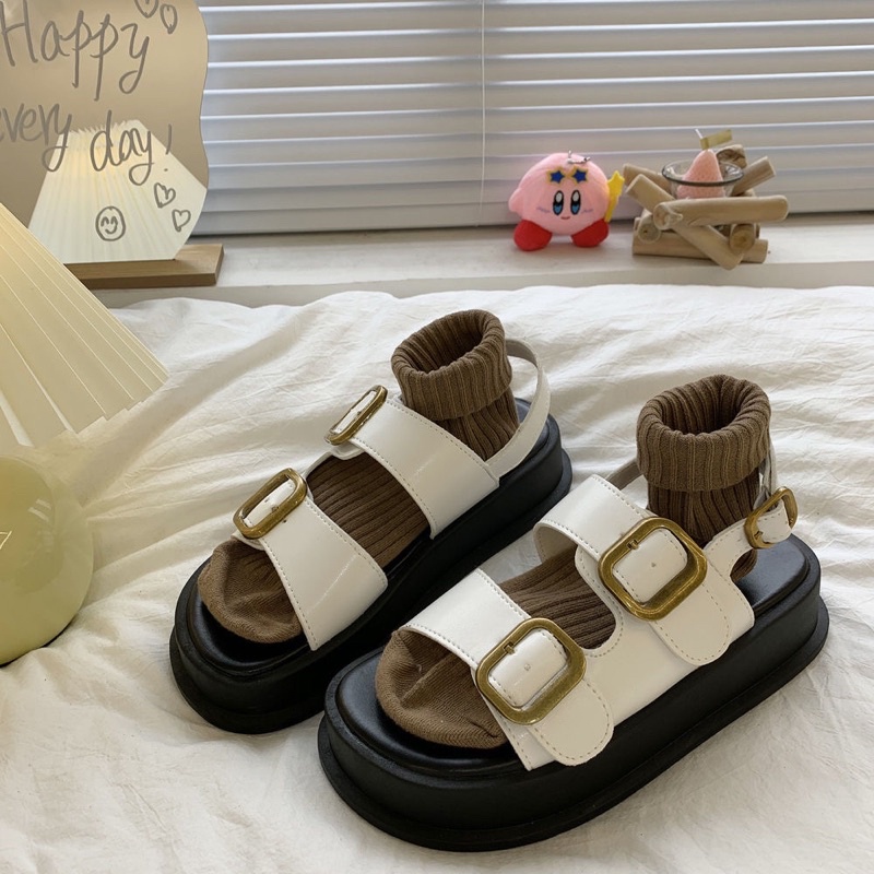 M09 Sandal khuy kim loại