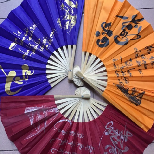 Quạt vải thư pháp