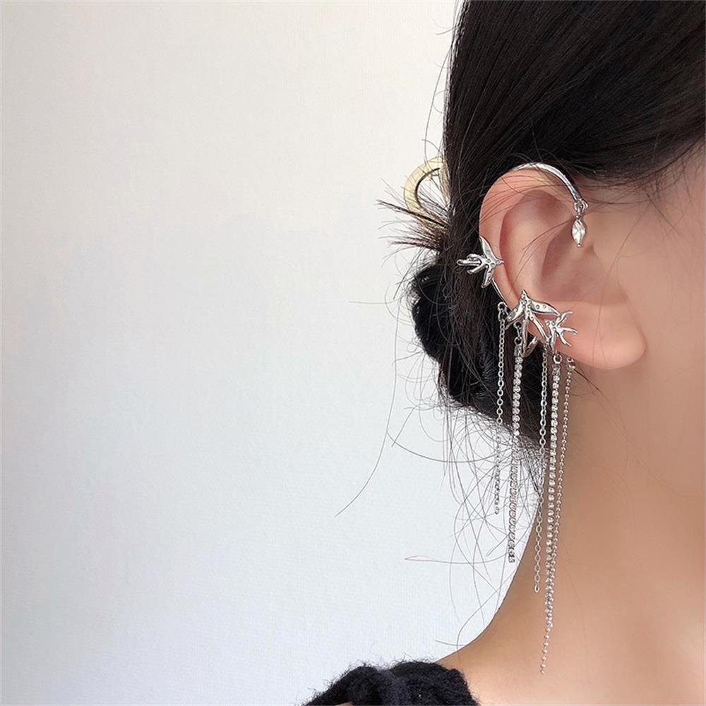 Khuyên Đeo Tai Không Xỏ Lỗ