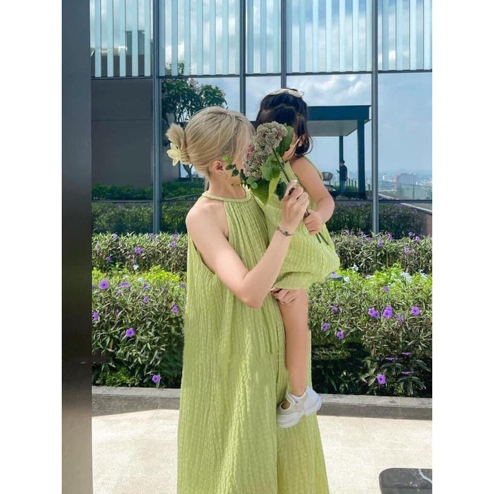 ĐẦM CỔ YẾM , VÁY MAXI ĐI BIỂN CHẤT ĐŨI XỐP HOT HIT, CỰC SIÊU XINH CHO BÉ VÀ MẸ ⚡ FREE SHIP⚡️
