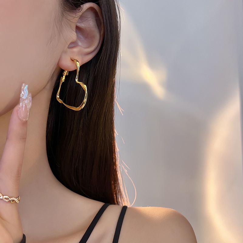 Khuyên Tai Hình Trái Tim Đơn Giản Thời Trang Hàn Quốc