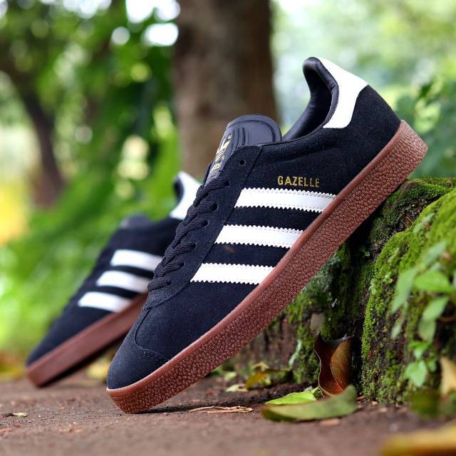 Giày Thể Thao Adidas Gazelle Màu Trắng Đen Thời Trang Năng Động