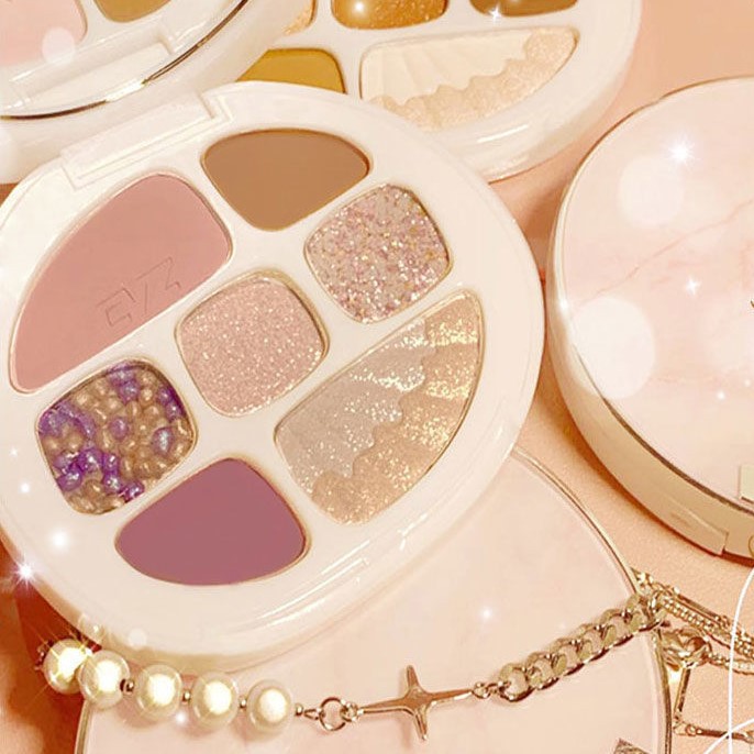 Bảng phấn mắt CVZ Eight Colors Eyeshadow Palette Shell Plate 8 màu kèm highlight phấn má CVZZ06 | BigBuy360 - bigbuy360.vn