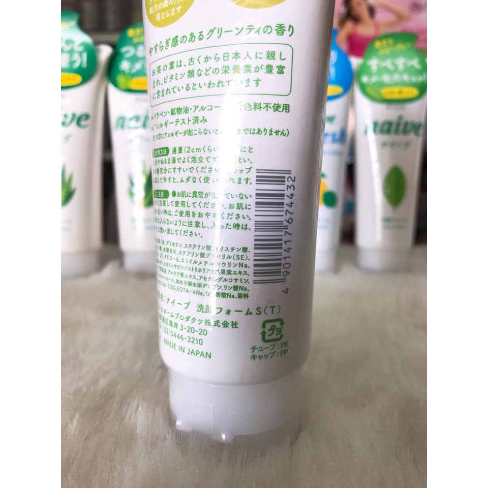 Sữa rửa mặt Kracie Naive Face Wash 130g của Nhật Bản