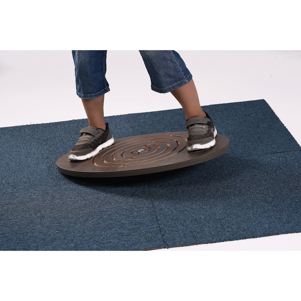 Ván thăng bằng mê cung