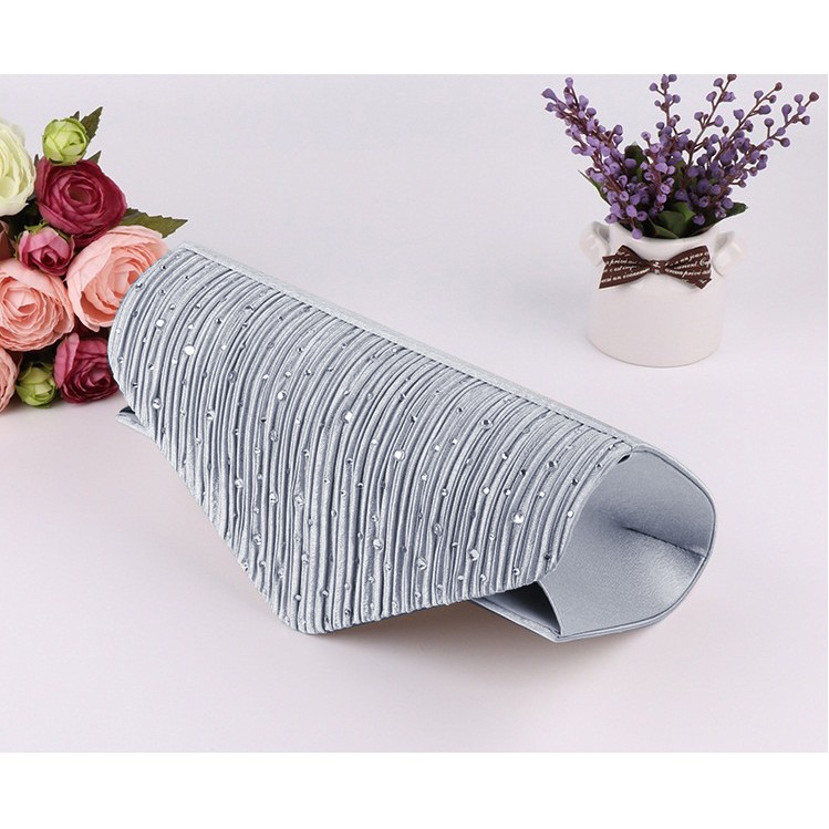 Ví Clutch V Dự Tiệc - Màu Bạc