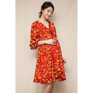 Đầm bầu hoa tay loe rực rỡ tôn da