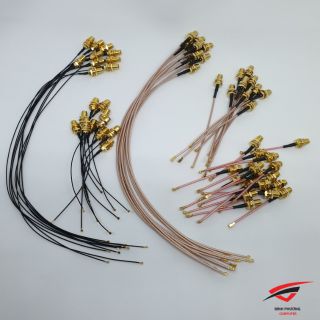 Cáp nối từ card wifi đến anten wifi.