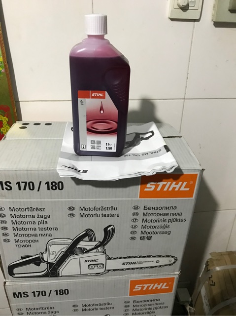 Máy cưa xích chạy xăng MS 180 STIHL