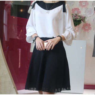 Chân váy xòe lai phối ren