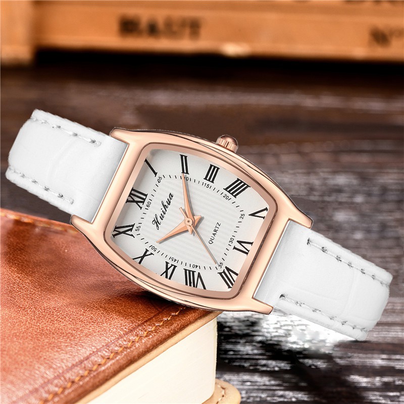 Đồng hồ thời trang nữ dây da mặt số la mã