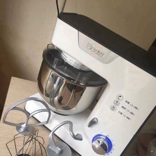 Máy nhồi bột đánh kem trứng