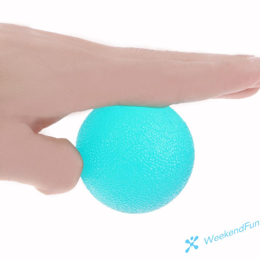 Quả bóng hỗ trợ luyện tập cơ tay giúp tay có sức và linh hoạt hơn