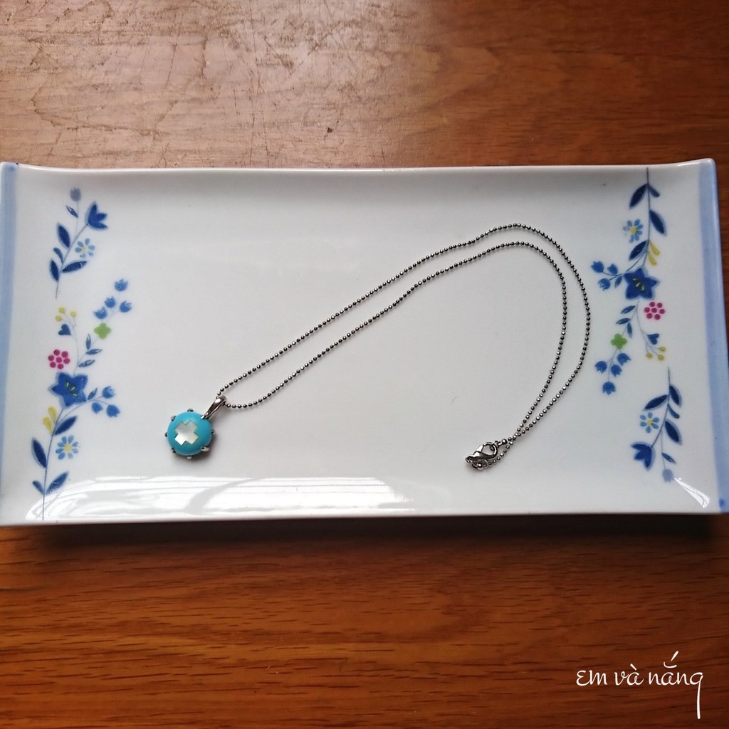 Dây chuyền mặt bạc thật đá xanh có khắc ete vintage Nhật - Em và nắng