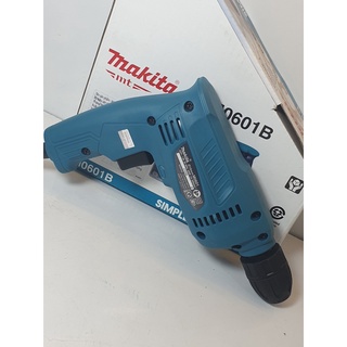 Máy khoan MAKITA M0601B (10MM)
