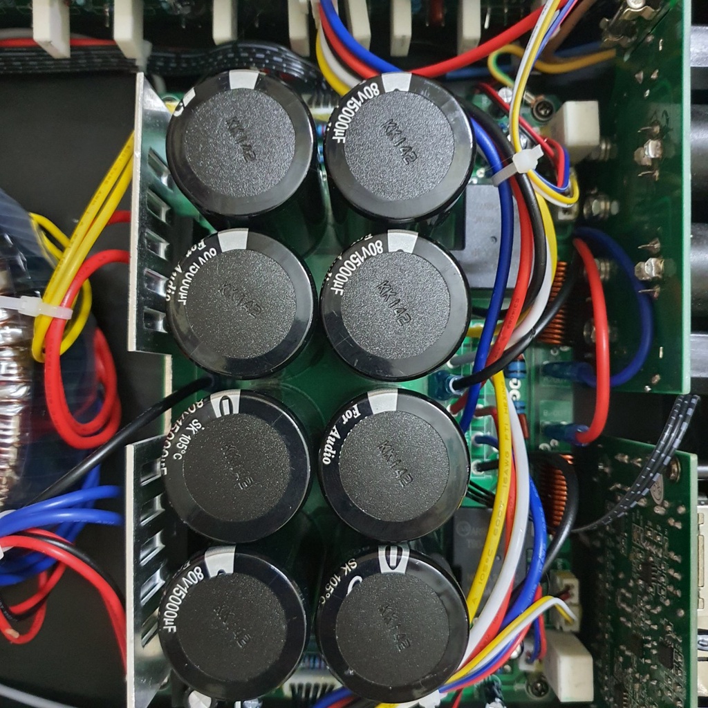 Cục đẩy Yamaha công suất lớn 2300W  P9500S 40 sò toshiba,cục đẩy công suất lớn 2 kênh