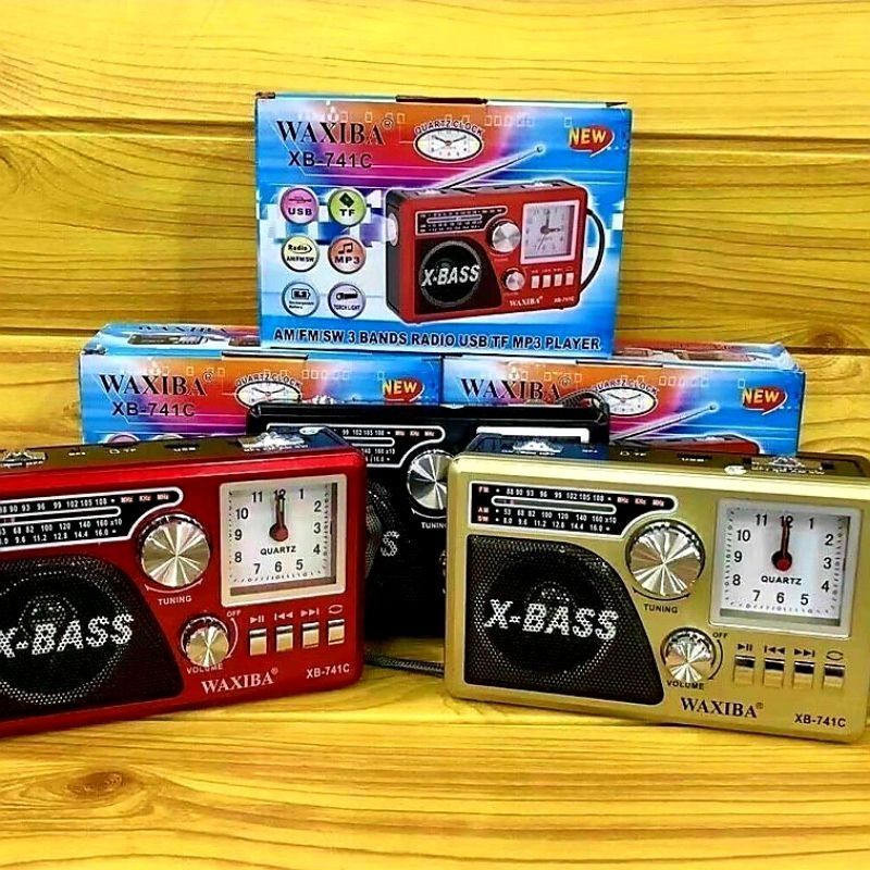 Radio WAXIBA XB-741C Có Đồng Hồ Xem Giờ