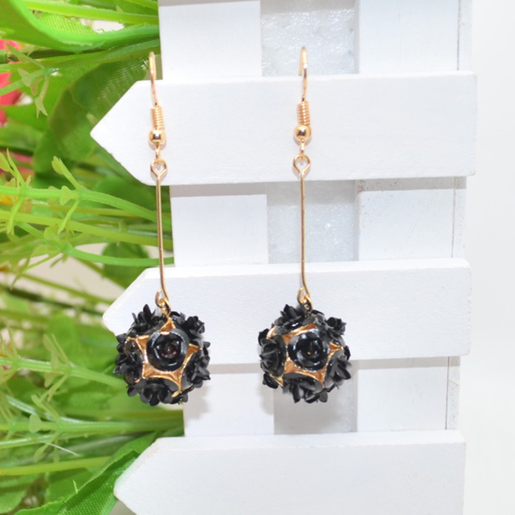 Bông tai mạ vàng dáng dài gắn quả cầu hoa hồng dễ thương