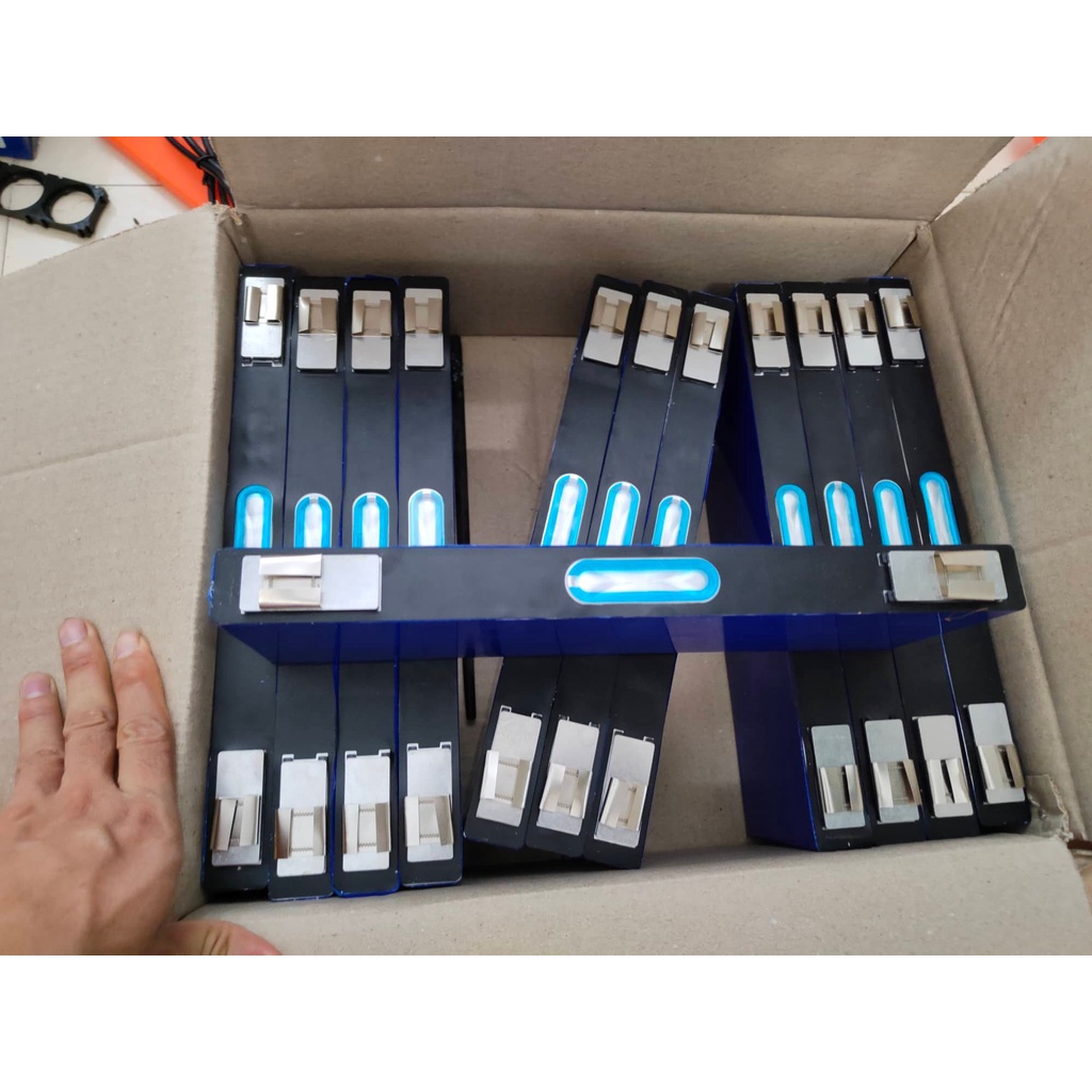 Pin lithium 3,7v 142ah - pin lithium 3,7 142ah hãng CATL mới 100%