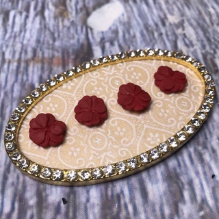 Hoa nail gắn móng tay