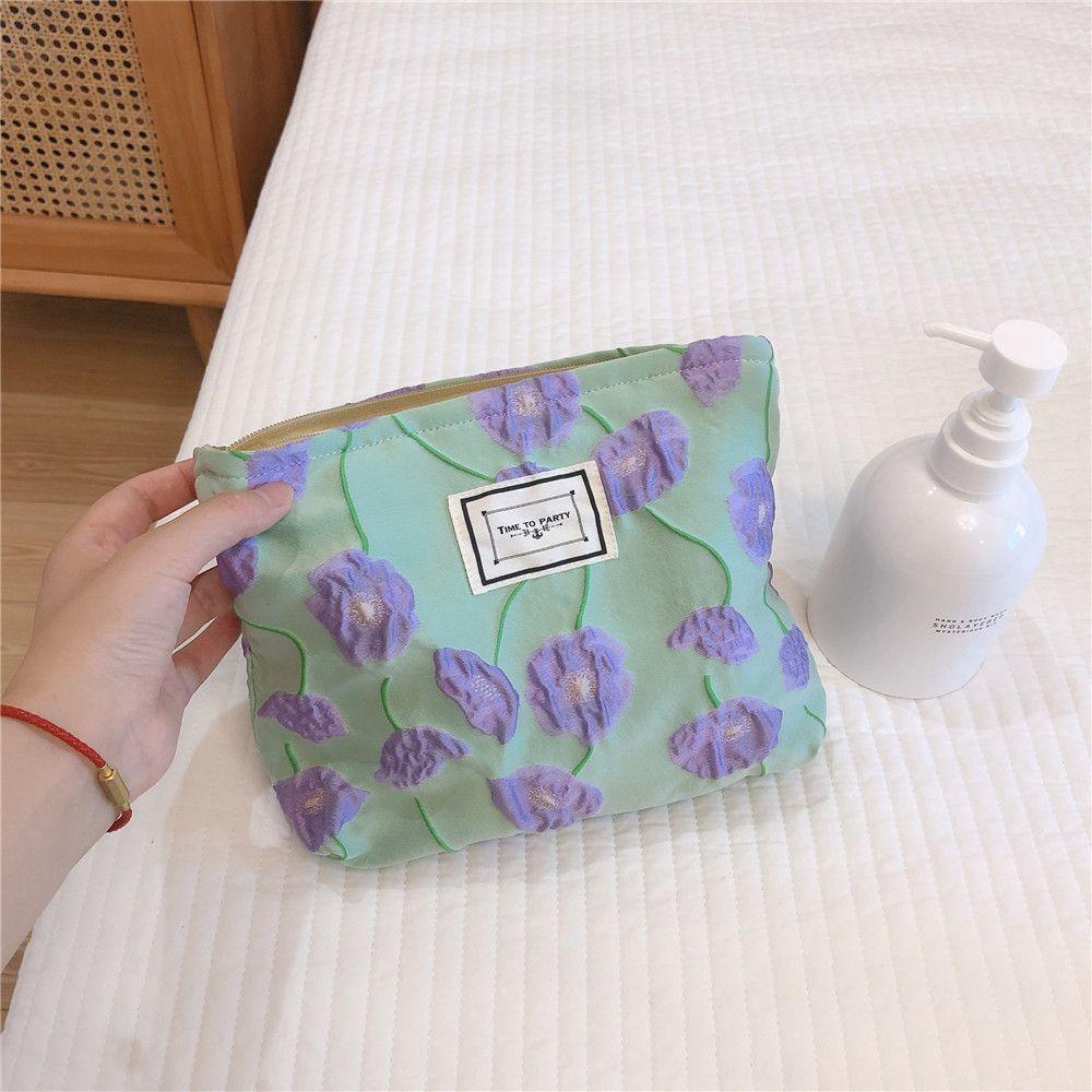 Túi Đựng Mỹ Phẩm Cỡ Lớn Họa Tiết Hoa Dập Nổi Màu Cầu Vồng Xinh