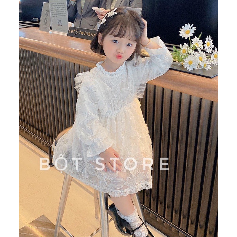 Tất ren tiểu thư cho bé xinh xắn