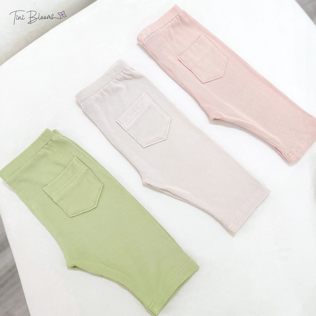 Quần legging bé gái có túi chất liệu từ sợi gỗ sồi siêu mềm mịn và siêu co giãn tạo cho bé sự thoải mái Tini Blooms Q04