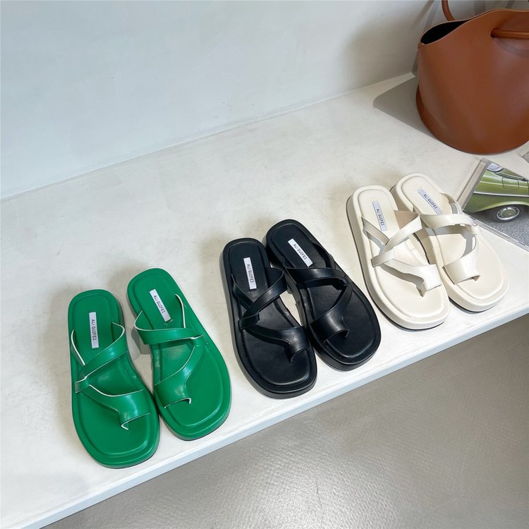 Dép đế bằng kiểu dáng thời trang phong cách ulzzang cá tính dành cho nữ- Dép 3p đế bánh mì màu xanh lá, đen, trắng