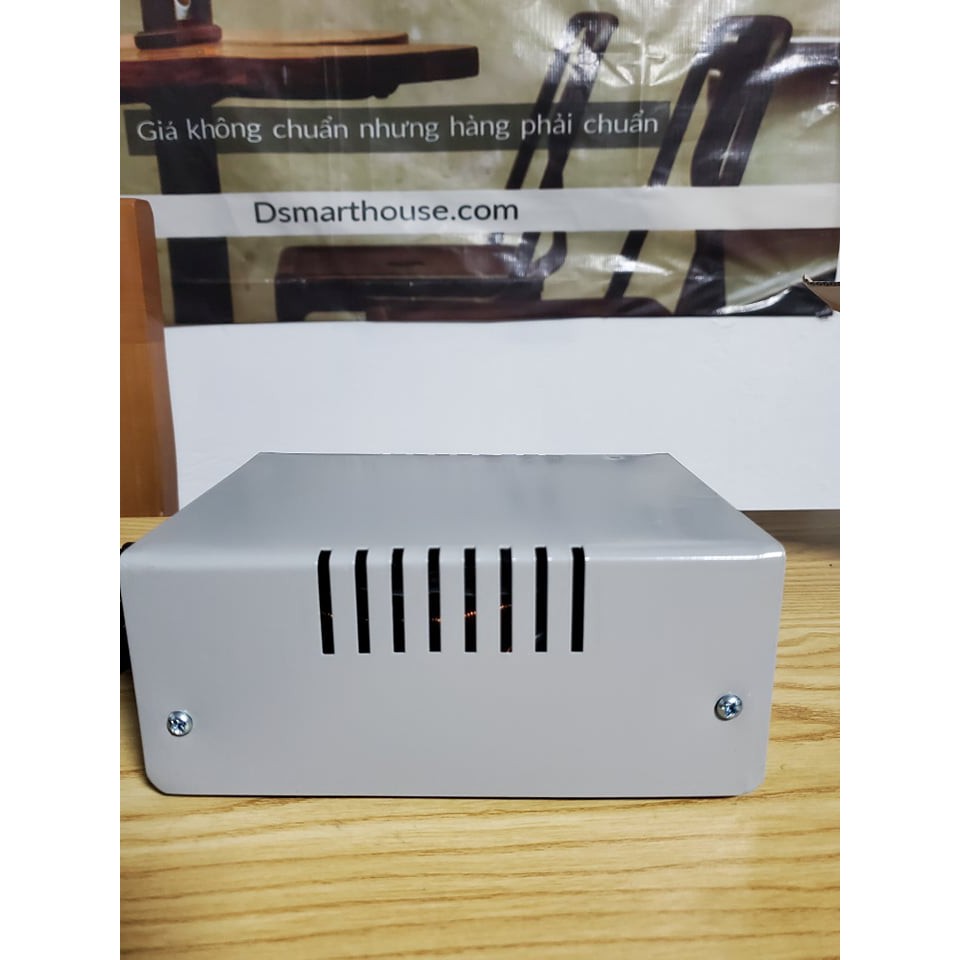 Thiết bị đổi điện 220V sang 100V - 110V dùng cho thiết bị Nhật nội địa