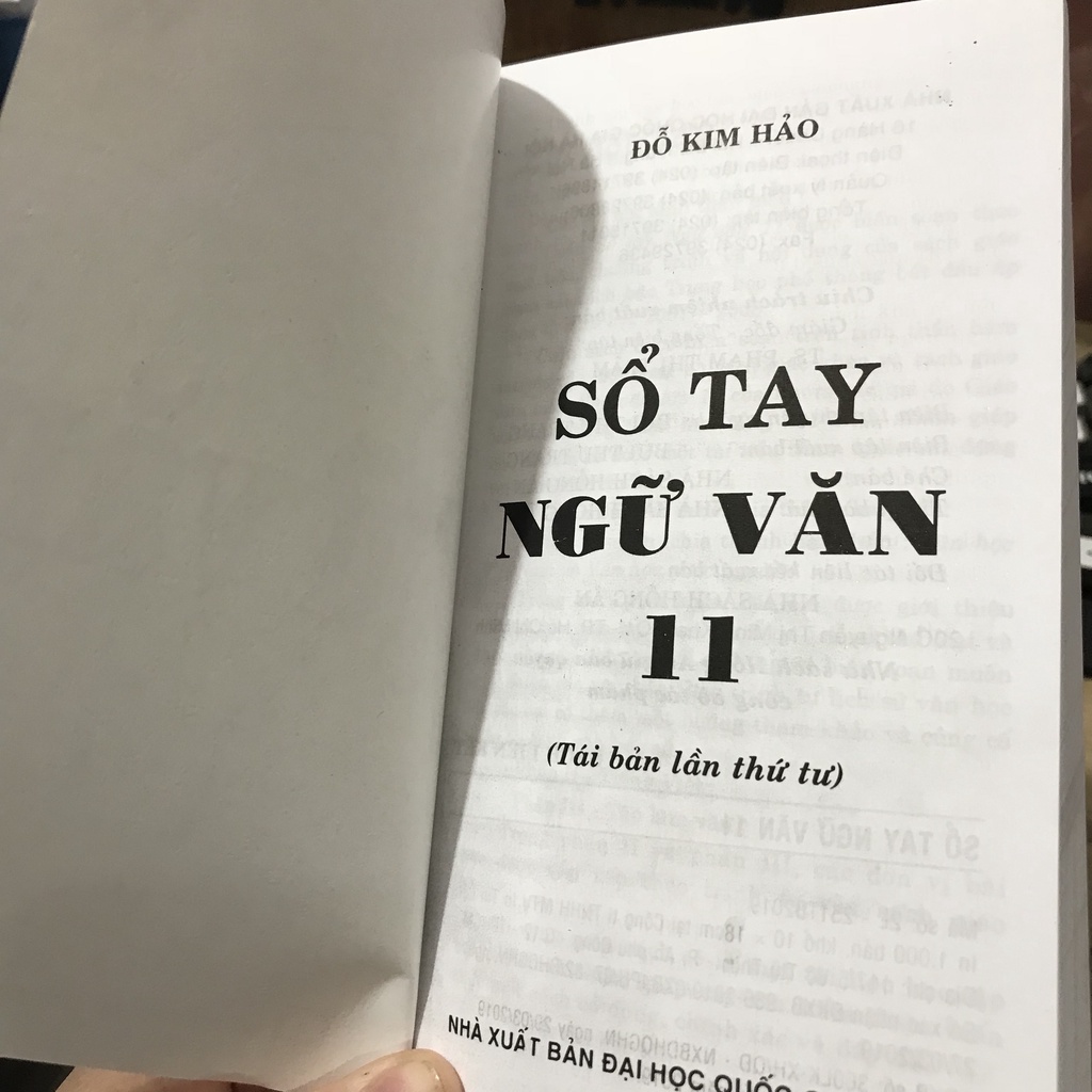 Sách - Sổ tay ngữ văn 11