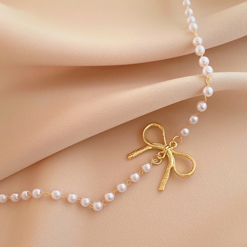 Vòng cổ đính ngọc trai giả sang trọng sành điệu