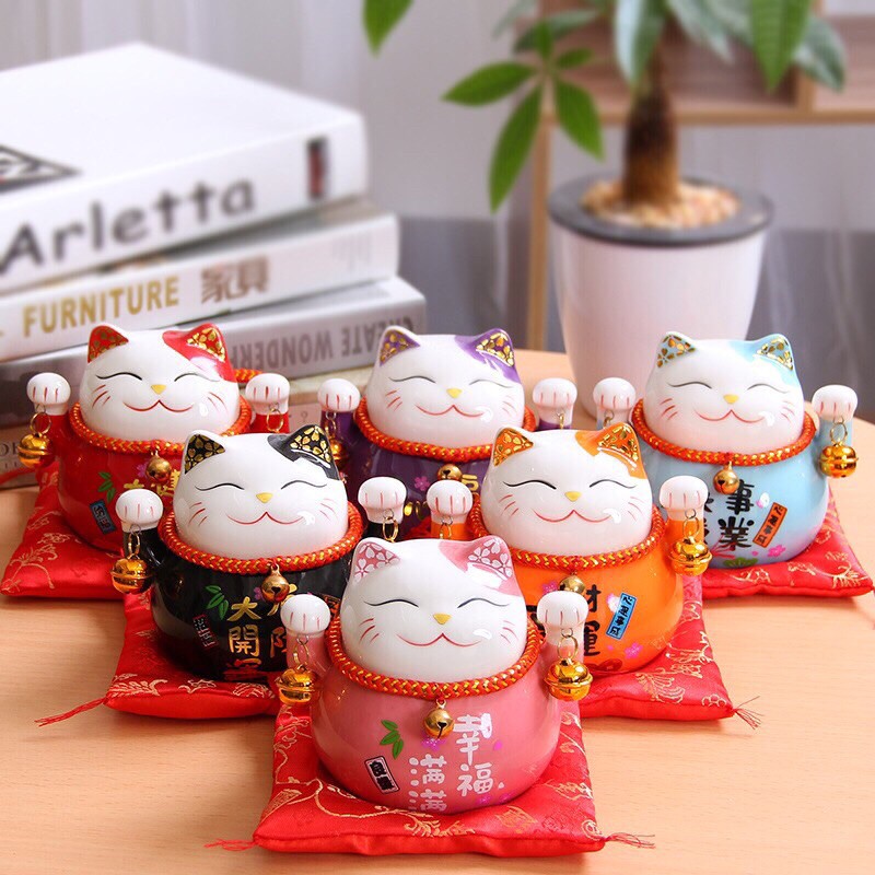 Mèo thần tài may mắn Maneki Neko kèm đệm cao 10cm