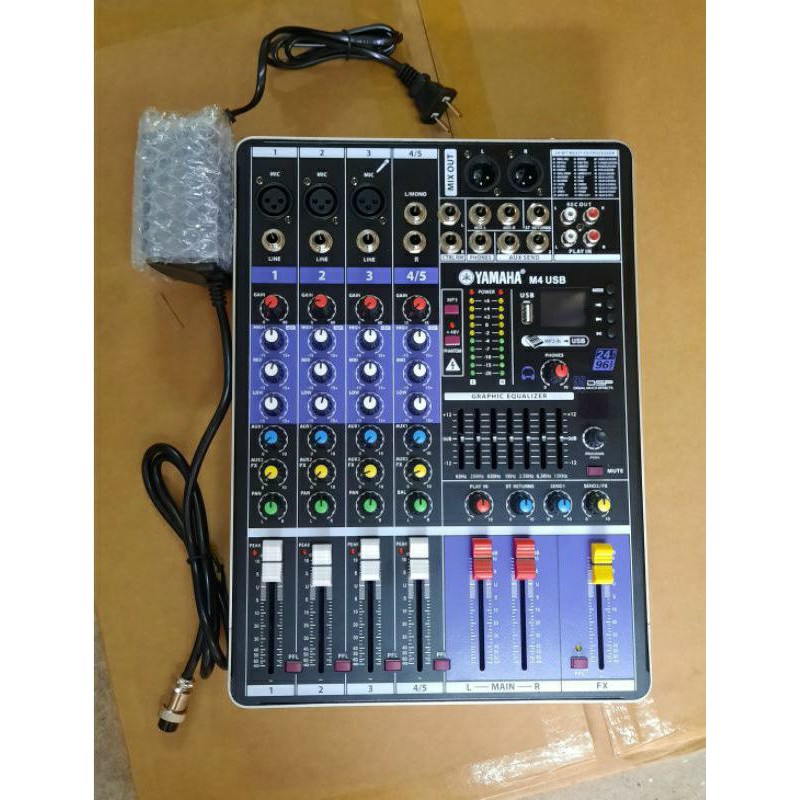 Bàn trộn âm thanh MIXER m4