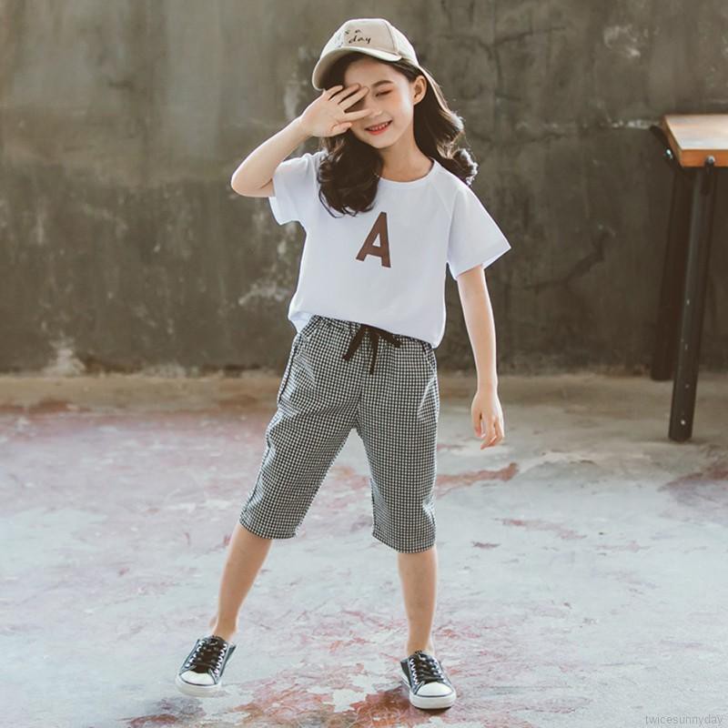 Set áo thun ngắn tay in chữ + Quần short caro cho bé gái