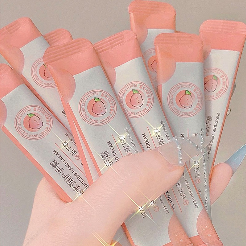 Kem Dưỡng Da Tay Làm Quà Tặng Hấp Dẫn Đường Phố