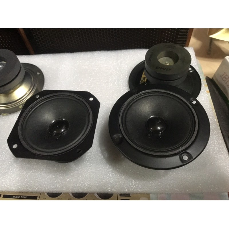 Củ trep giấy BMB -j.b.l vuông tròn 10cm cũ nhật tháo ở loa ra