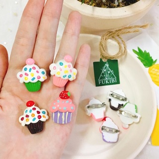 Ghim cài áo cupcake dẹp ảnh thật