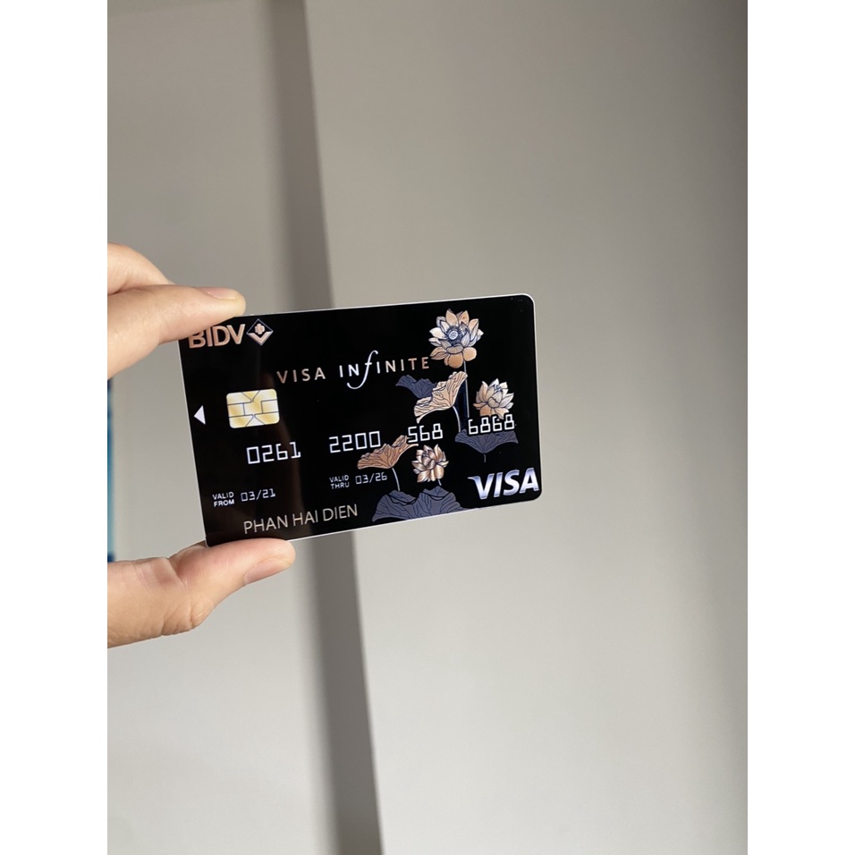 Danh thiếp thông minh in hình thẻ đen ngân hàng - TÊN/QR CODE THEO YÊU CẦU - THẺ 1 CHẠM