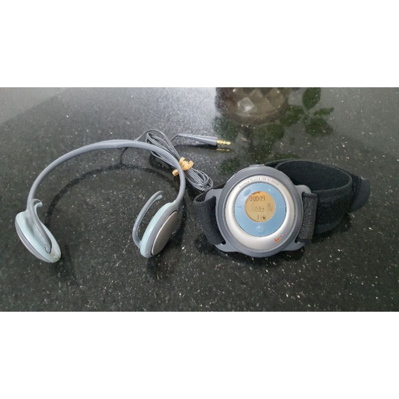 Máy nghe nhạc mp3 Philips Nike Sport ACT211/17