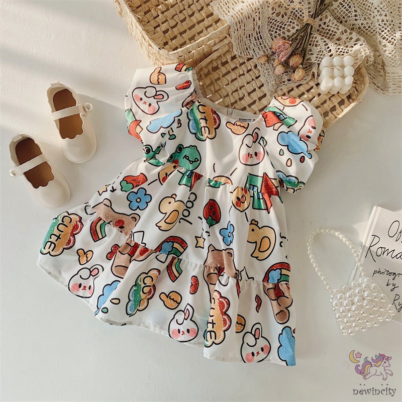 Đầm Tay Phồng Cổ Vuông In Họa Tiết Hoạt Hình Graffiti Phong Cách Hàn Quốc Cho Bé Gái