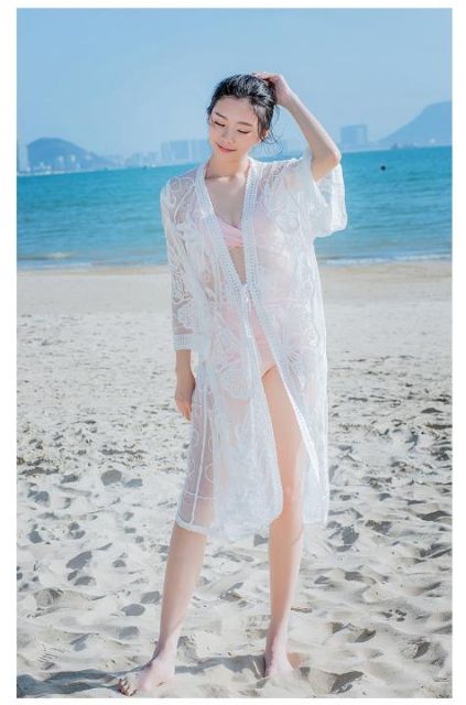 Áo khoác lưới bướm trắng