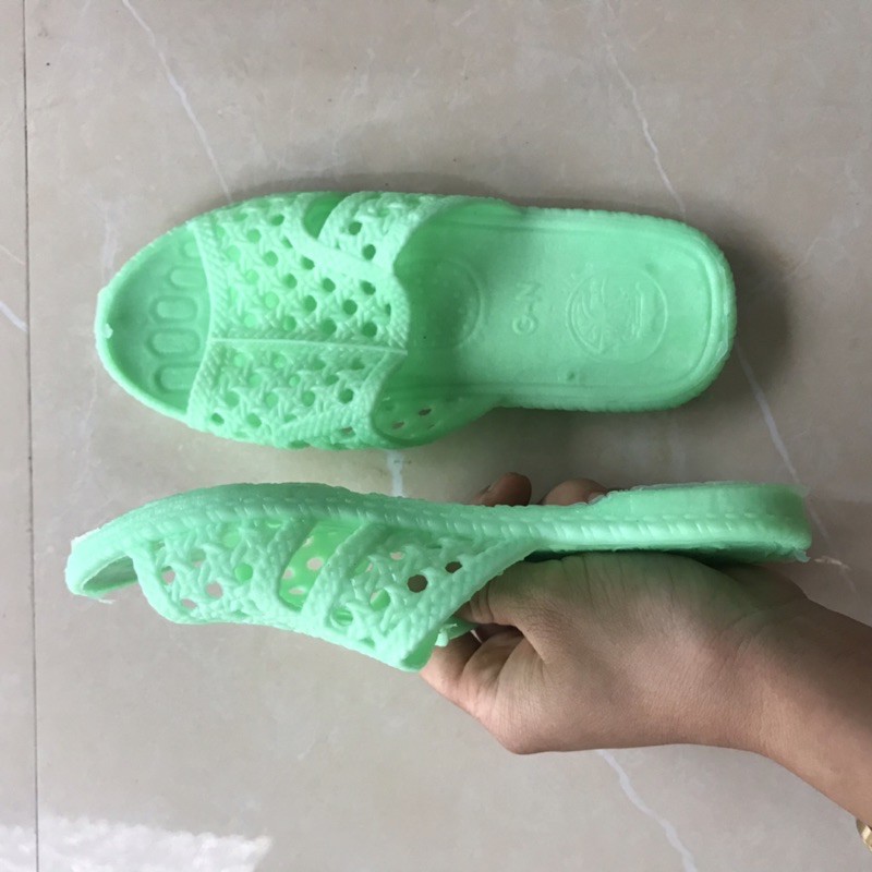 Tổ ong trẻ con- dép đi mùa hè cho bé