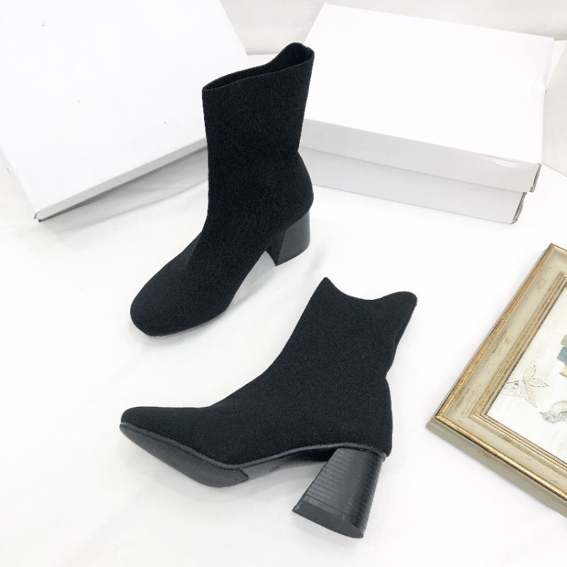 Boots thun len gót sừng vuông mõm thon dễ đi có sz39