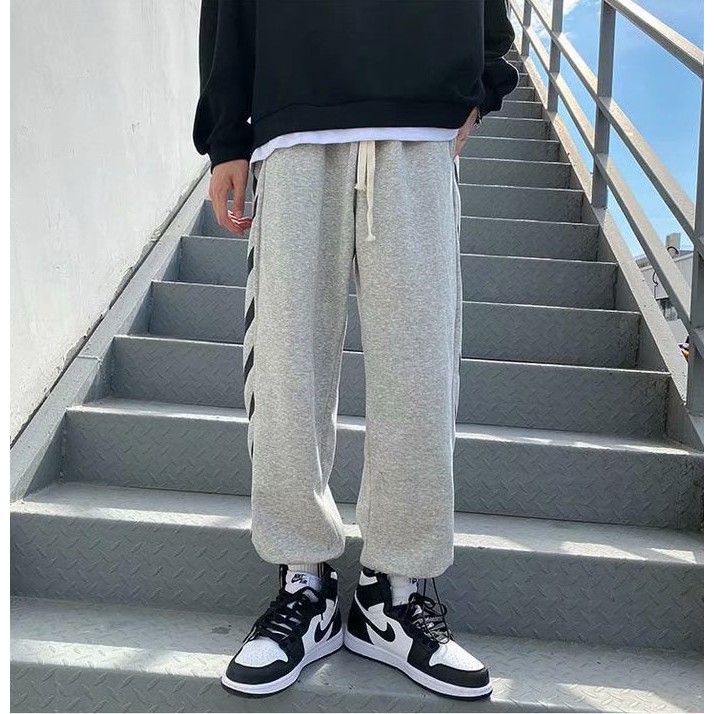 Quần Jogger thể thao phối viền >> phong cách Hàn Quốc siêu hot - SP22 | BigBuy360 - bigbuy360.vn