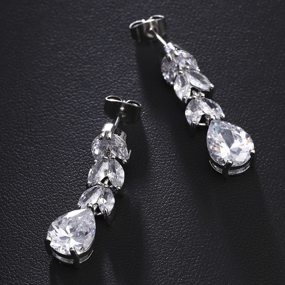 Bông Tai Hình Giọt Nước Đính Đá Zircon Lấp Lánh Cho Nữ