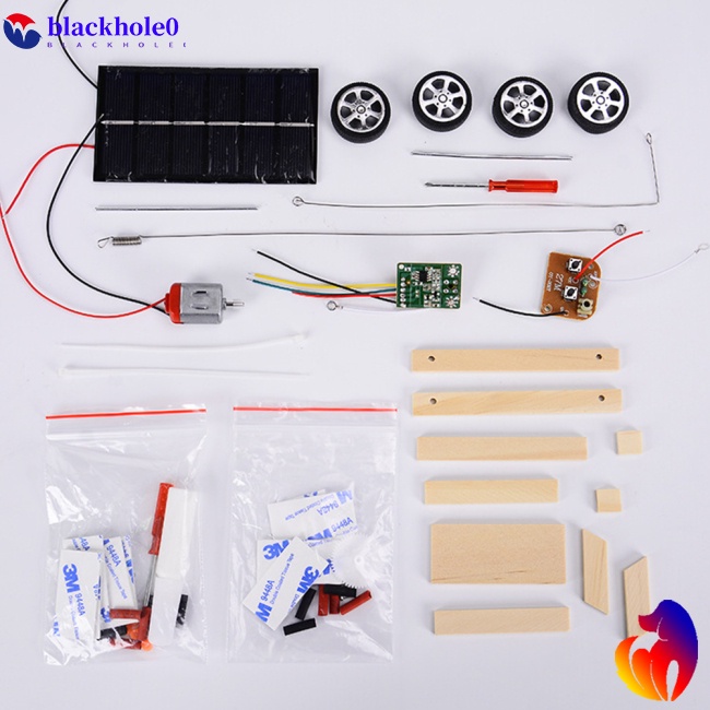 Bộ đồ chơi lắp ráp xe hơi điều khiển từ xa bằng năng lượng mặt trời cho bé
