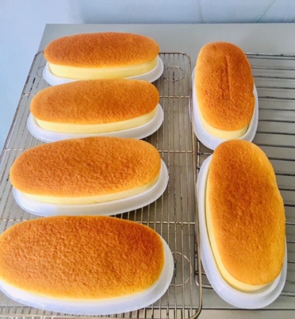 Khuôn oval bầu dục chống dính