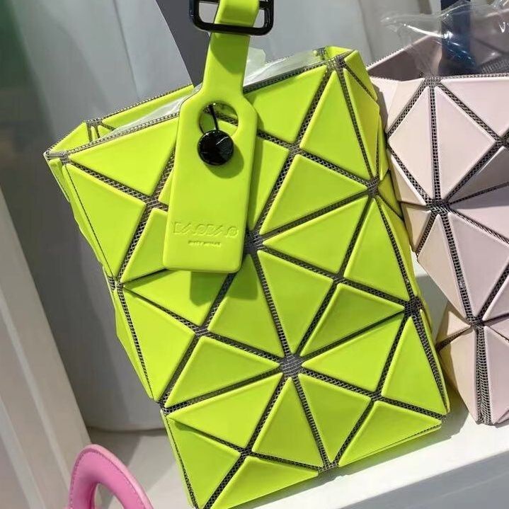 Issey Miyake Túi Đựng Điện Thoại / Chìa Khóa Thiết Kế Nhỏ Gọn Dễ Phối Đồ Thời Trang Mùa Hè Ốp