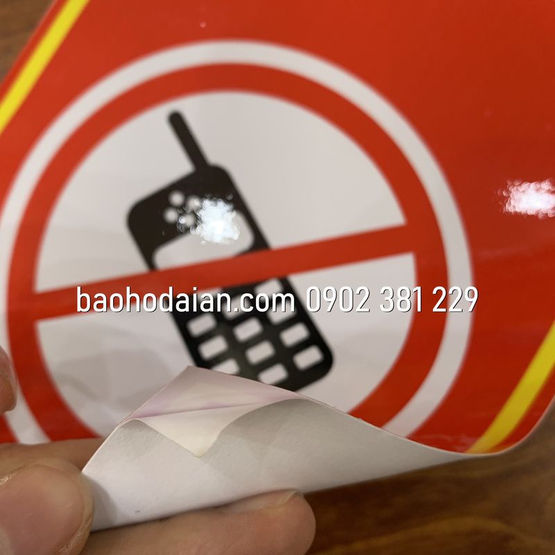 Poster decal dán tường cấm sử dụng điện thoại 15 x 40cm